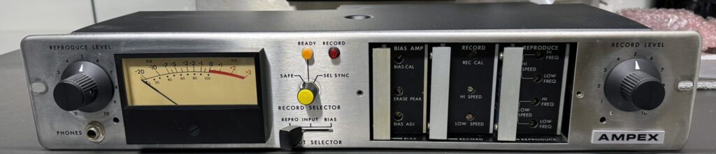 AG-440 preamplifier front panel